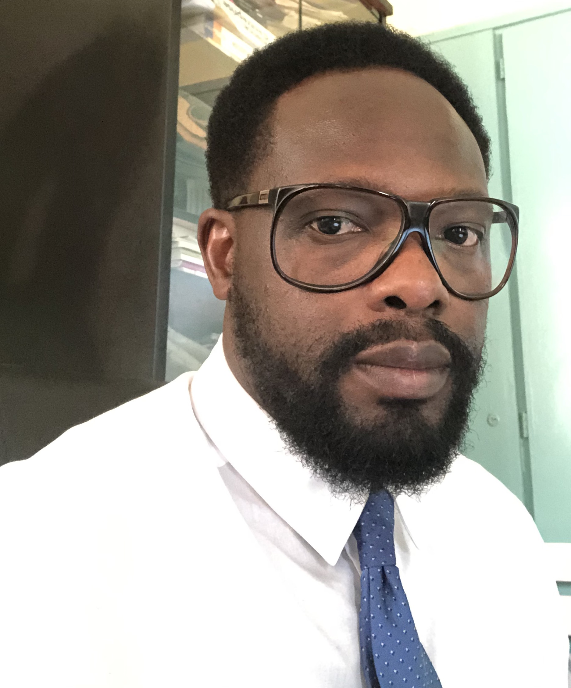 Dr André ONANA
